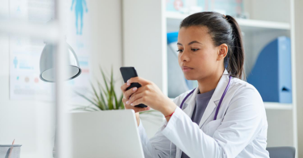 How To Set Up The Perfect Medical Office Voicemail